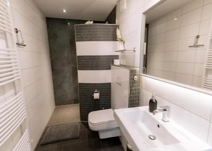 Friesenwind - Hochwertige Mit Gartenoase Daire